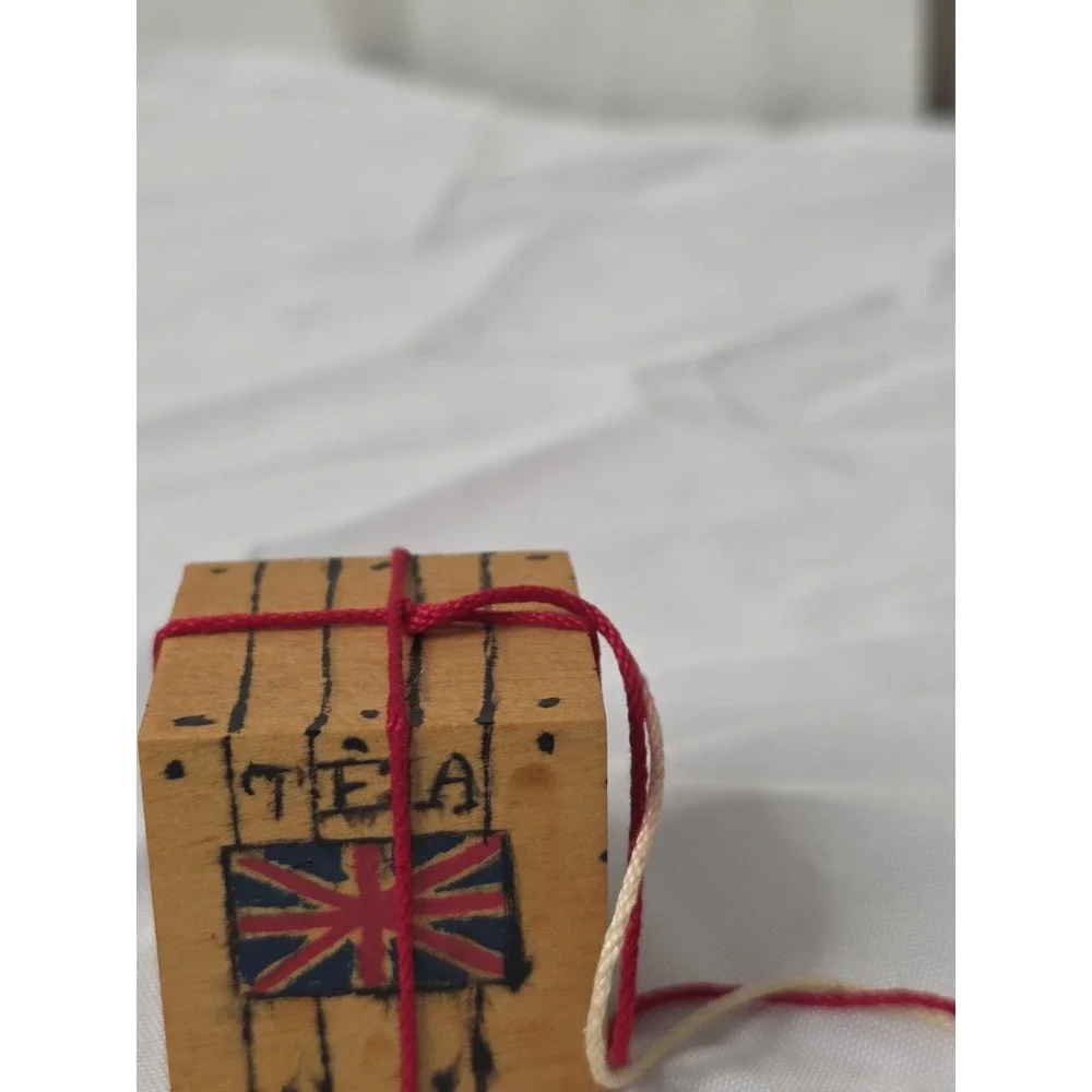 Small Hand-Painted Wood Trinket Box Tea Crate Union Jack String Tie Boston